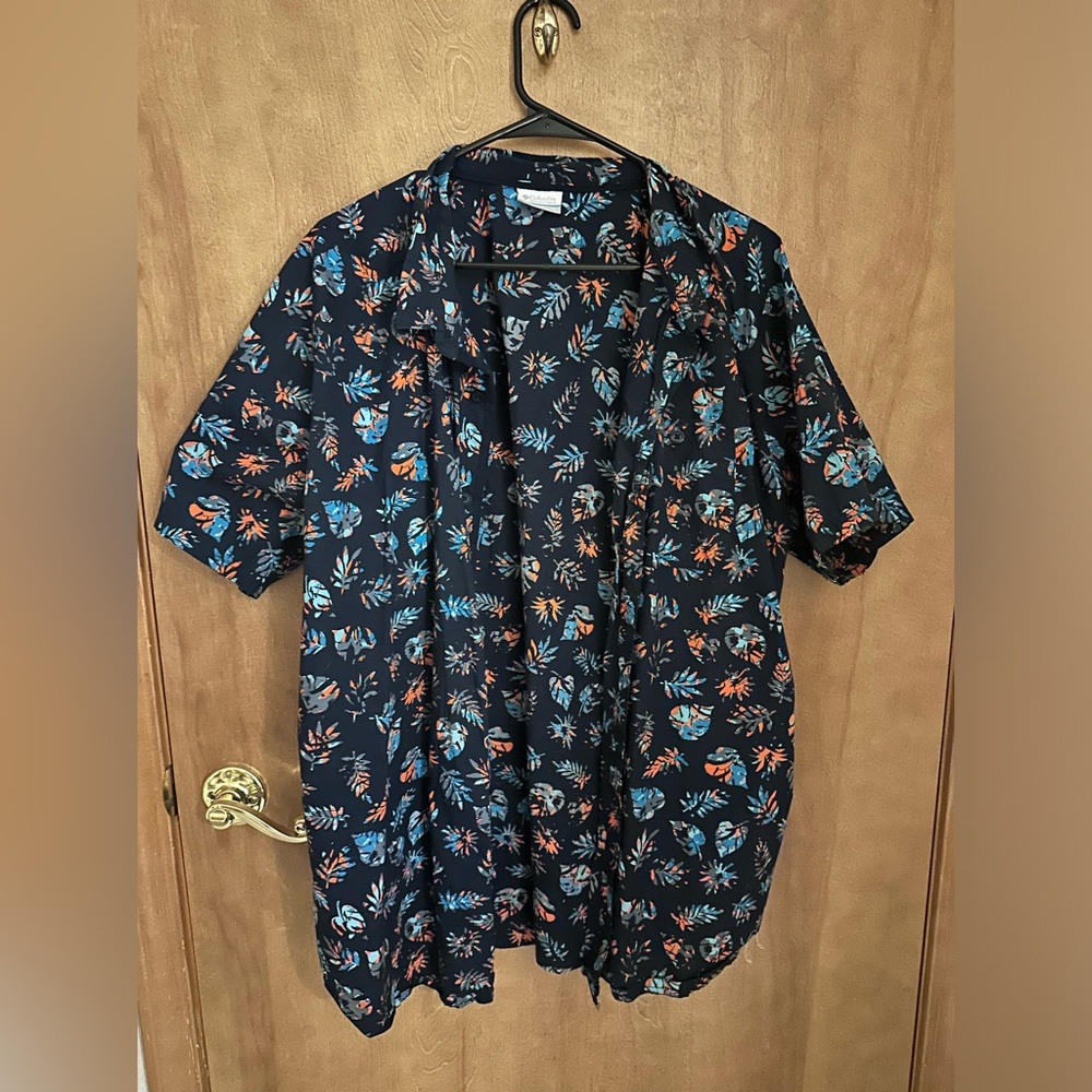 Floral button up T